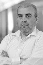 artur-zielinski-in-memory.jpg